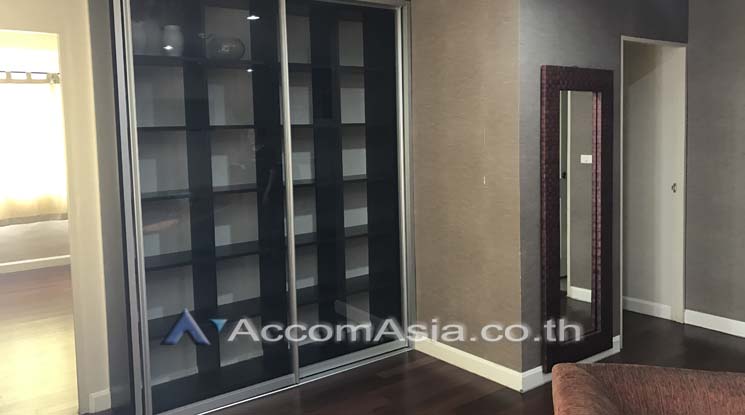  2  2 br Condominium For Sale in Sathorn ,Bangkok BRT Thanon Chan at Belle Park Residence AA20797