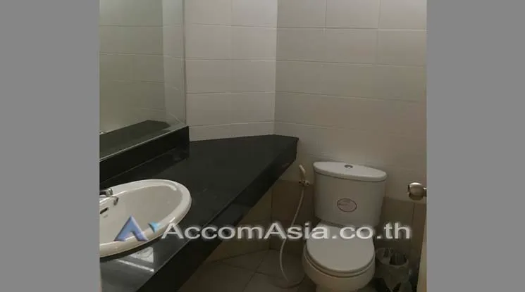 11  2 br Condominium For Sale in Sathorn ,Bangkok BRT Thanon Chan at Belle Park Residence AA20797
