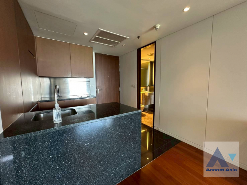 8  1 br Condominium for rent and sale in Ploenchit ,Bangkok BTS Ratchadamri at Hansar Residence AA20833