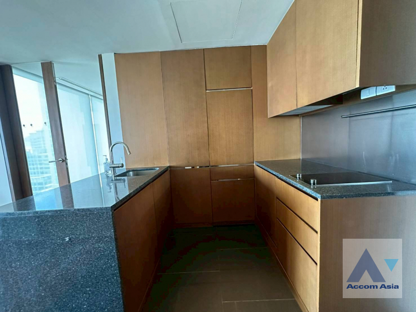 9  1 br Condominium for rent and sale in Ploenchit ,Bangkok BTS Ratchadamri at Hansar Residence AA20833