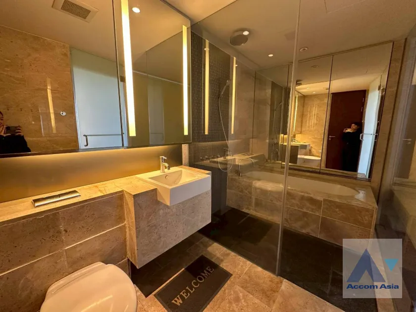 15  1 br Condominium for rent and sale in Ploenchit ,Bangkok BTS Ratchadamri at Hansar Residence AA20833