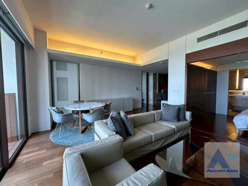  2  1 br Condominium for rent and sale in Ploenchit ,Bangkok BTS Ratchadamri at Hansar Residence AA20833