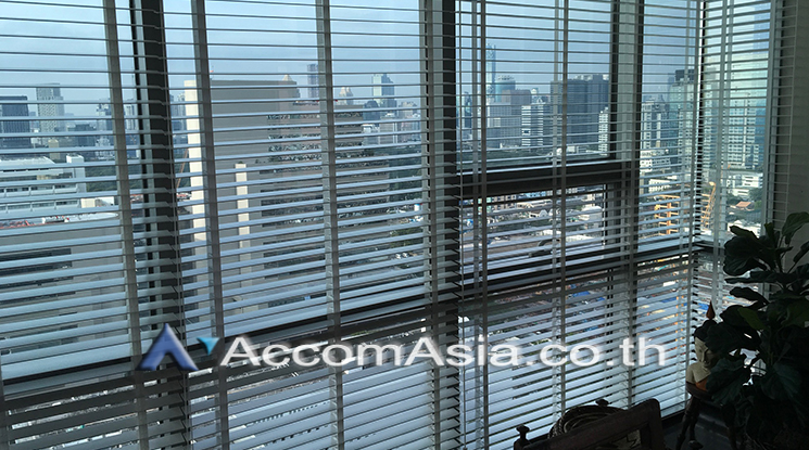  1  2 br Condominium For Sale in Ploenchit ,Bangkok BTS Ploenchit at Oriental Residence Bangkok AA20850