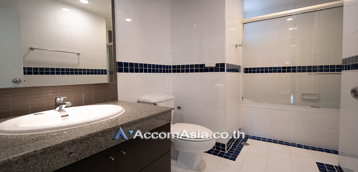 10  3 br Apartment for rent and sale in Sukhumvit ,Bangkok BTS Nana at Suite for family 10309