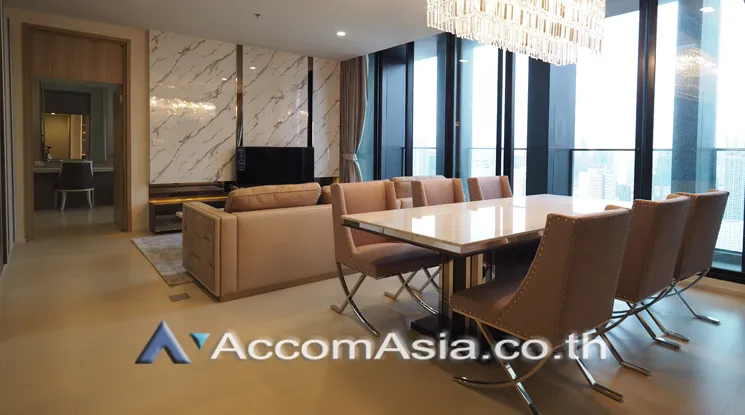 unit 2 Bedrooms  Condominium For Rent in Ploenchit, Bangkok  near BTS Ploenchit (AA20878)