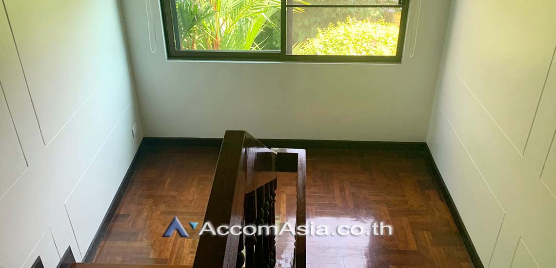 19  5 br House For Rent in Pattanakarn ,Bangkok BTS On Nut at Panya Pattanakarn Village AA20906