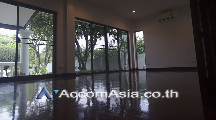 12  5 br House For Rent in Pattanakarn ,Bangkok BTS On Nut at Panya Pattanakarn Village AA20906