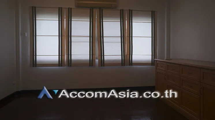 15  5 br House For Rent in Pattanakarn ,Bangkok BTS On Nut at Panya Pattanakarn Village AA20906
