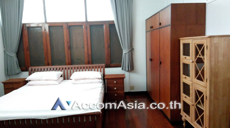 7  2 br House For Rent in Phaholyothin ,Bangkok BTS Ari AA20919