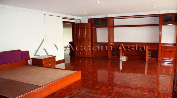 8  3 br Apartment For Rent in Sukhumvit ,Bangkok MRT Sukhumvit - BTS Asok at Convenience for your family 10315