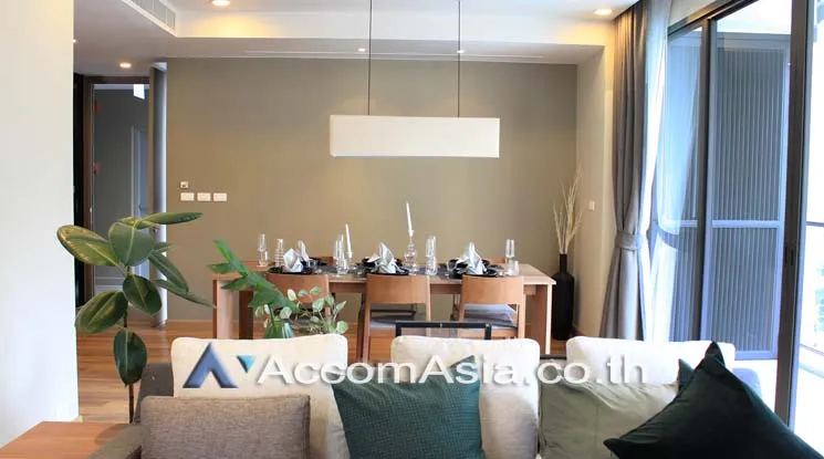unitPet friendly |  3 Bedrooms  Apartment For Rent in Sukhumvit, Bangkok  near BTS Phrom Phong (AA21015)