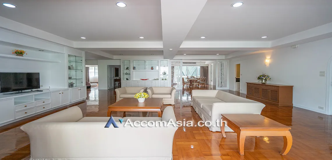 unitPet friendly |  3 Bedrooms  Apartment For Rent in Sukhumvit, Bangkok  near BTS Nana (AA21040)