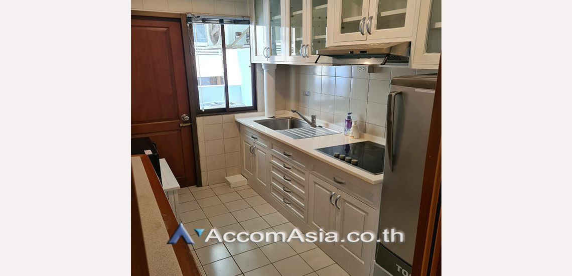 unit 2 Bedrooms  Condominium For Rent in Sukhumvit, Bangkok  near BTS Thong Lo (21279)