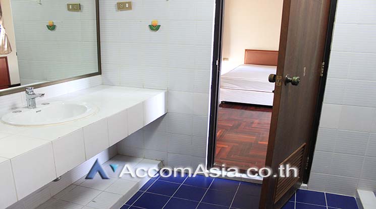 5  3 br Apartment for rent and sale in Sukhumvit ,Bangkok BTS Phrom Phong at Peaceful and Greenery AA21049