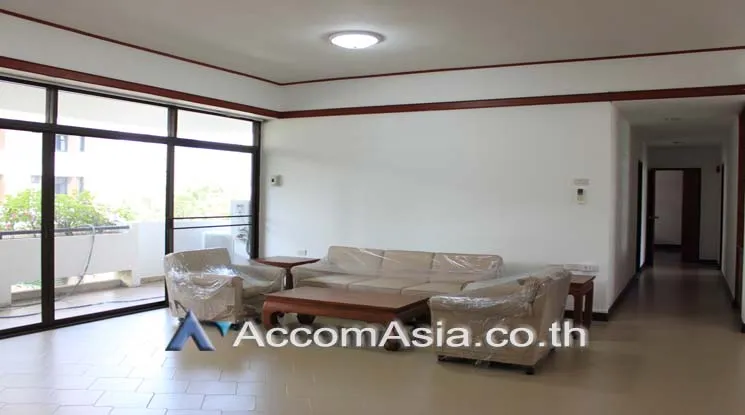 unit 3 Bedrooms  Apartment For Rent in Sukhumvit, Bangkok  near BTS Phrom Phong (AA21052)