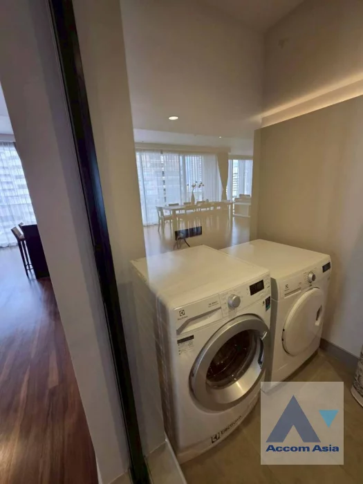 12  4 br Apartment for rent and sale in Sukhumvit ,Bangkok  at Modern Apartment AA21056