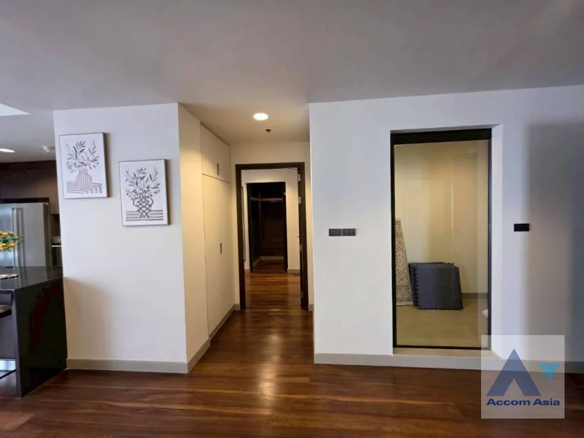 10  4 br Apartment for rent and sale in Sukhumvit ,Bangkok  at Modern Apartment AA21056