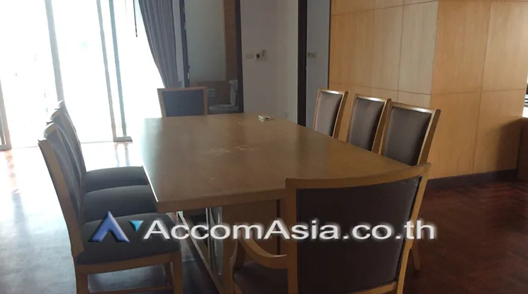 unit 3 Bedrooms  Apartment For Rent in Sukhumvit, Bangkok  near BTS Phrom Phong (AA21068)