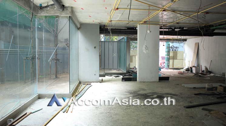 6  Studio Retail / Showroom For Rent in Ratchadaphisek ,Bangkok  AA21099