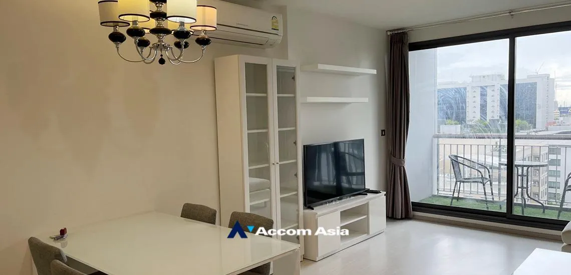 unit 2 Bedrooms  Condominium For Rent in Sukhumvit, Bangkok  near BTS Ekkamai (AA21126)