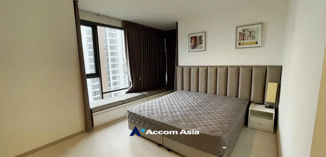 unit 2 Bedrooms  Condominium For Rent in Sukhumvit, Bangkok  near BTS Ekkamai (AA21126)
