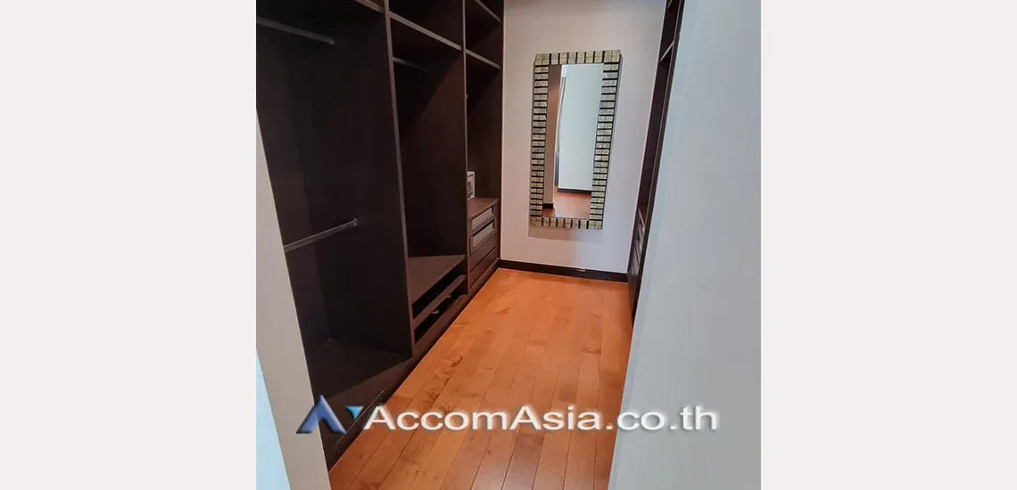 13  2 br Condominium For Rent in Sathorn ,Bangkok MRT Lumphini at The Lofts Yennakart AA21177
