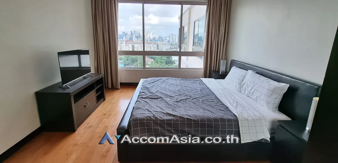 7  2 br Condominium For Rent in Sathorn ,Bangkok MRT Lumphini at The Lofts Yennakart AA21177