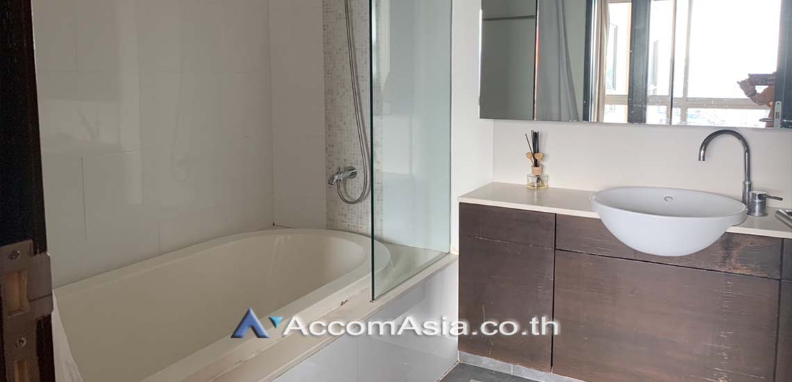 12  2 br Condominium For Rent in Sathorn ,Bangkok BRT Thanon Chan at The Lofts Yennakart AA21177