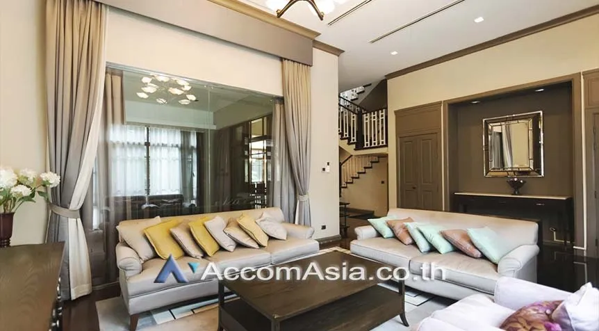  Baan Sansiri Sukhumvit 67 House  4 Bedroom for Sale & Rent BTS Phra khanong in Sukhumvit Bangkok