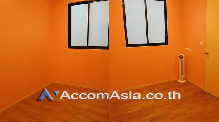 unit 2 Bedrooms  Condominium For Sale in Ratchadaphisek, Bangkok  near MRT Thailand Cultural Center (AA21254)