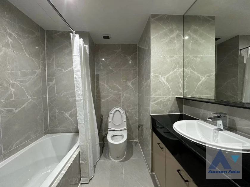16  3 br Apartment For Rent in Sathorn ,Bangkok MRT Lumphini - BTS Sala Daeng at Children Dreaming Place - Garden AA21290