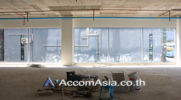  1  Office Space For Rent in Sukhumvit ,Bangkok BTS Phra khanong at Summer Hub AA21311