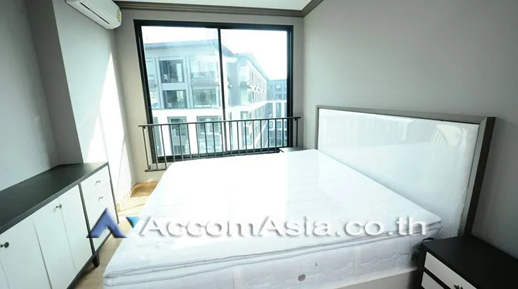 unit 1 Bedroom  Condominium For Rent & Sale in Ploenchit, Bangkok  near BTS National Stadium (AA21324)