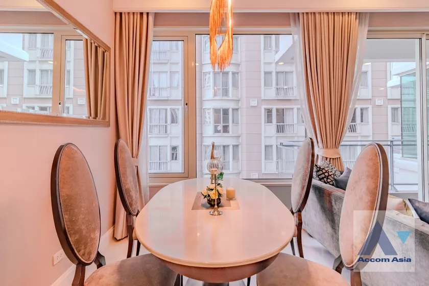 unit 2 Bedrooms  Condominium For Rent & Sale in Ploenchit, Bangkok  near BTS Chitlom (AA21356)