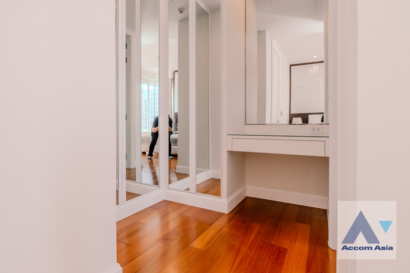 9  2 br Condominium for rent and sale in Ploenchit ,Bangkok BTS Chitlom at Q Langsuan  AA21356