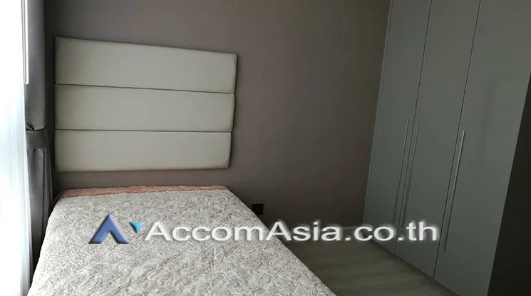 unit 3 Bedrooms  Condominium For Rent in Phaholyothin, Bangkok  near BTS Saphan-Kwai (AA21382)