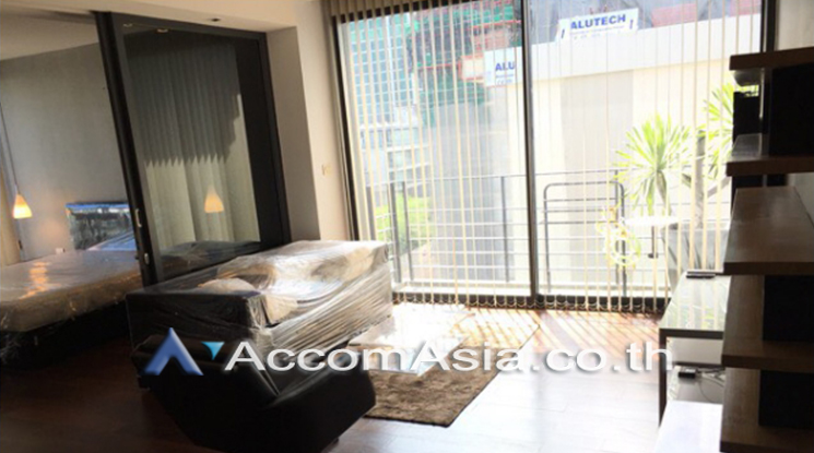  2  1 br Condominium For Rent in Ploenchit ,Bangkok BTS Ratchadamri at Noble Ambience Sarasin AA21430