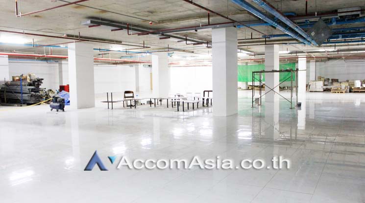 10  Retail / Showroom For Rent in Sukhumvit ,Bangkok BTS Phrom Phong at US Tower AA21437
