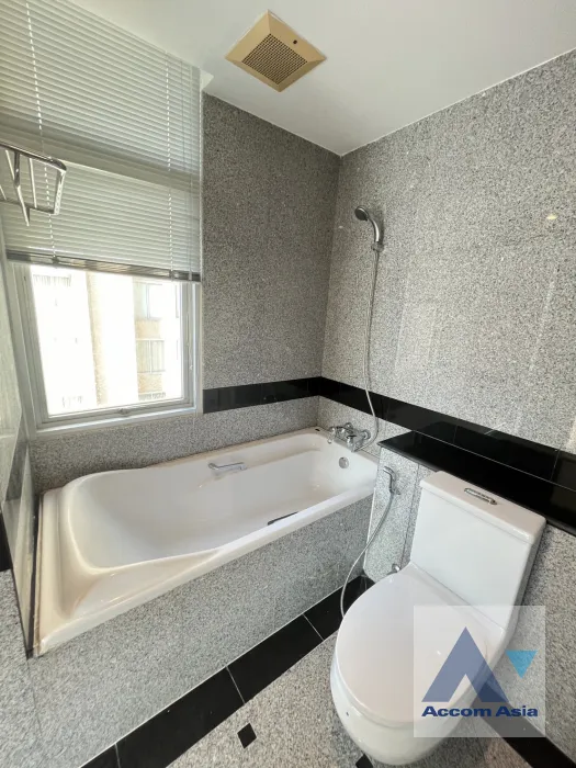 13  2 br Condominium For Sale in Ploenchit ,Bangkok BTS Chitlom at Grand Langsuan AA21473