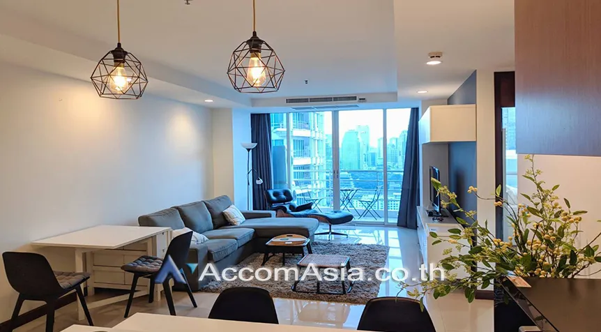 unit 1 Bedroom  Condominium For Rent & Sale in Ploenchit, Bangkok  near BTS Ratchadamri (AA21514)