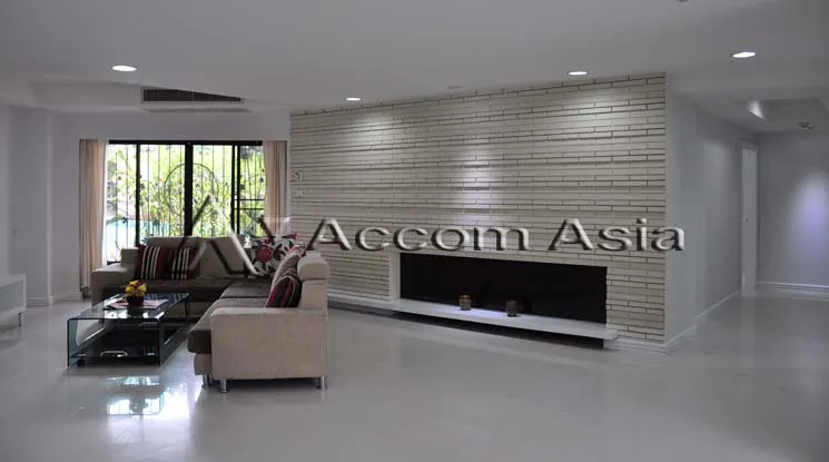 unit 3 Bedrooms  Apartment For Rent in Sukhumvit, Bangkok  near MRT Sukhumvit - BTS Asok (2016001)