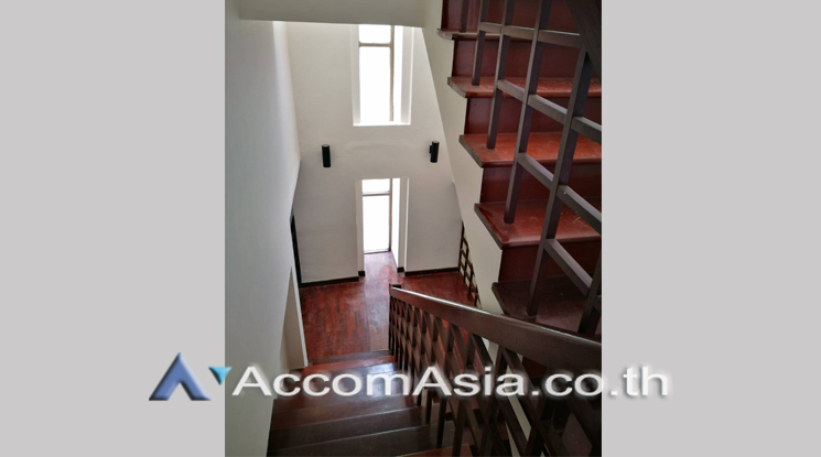 11  4 br House for rent and sale in Sukhumvit ,Bangkok BTS Phrom Phong AA21531