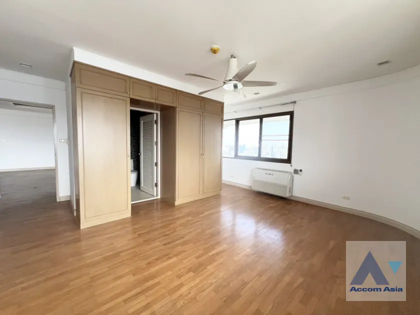 5  4 br Condominium For Sale in Sukhumvit ,Bangkok BTS Nana at Tower Park 21325