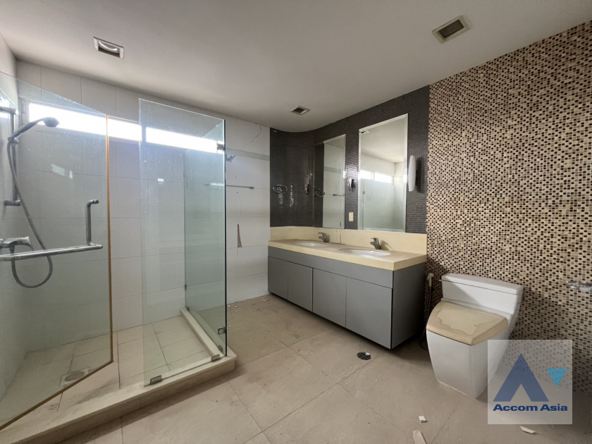 8  4 br Condominium For Sale in Sukhumvit ,Bangkok BTS Nana at Tower Park 21325