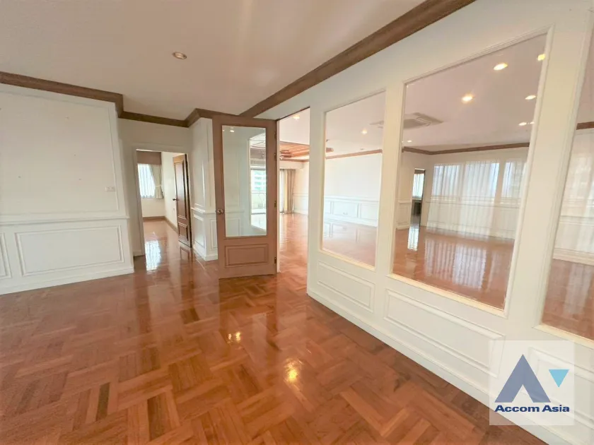 18  4 br Condominium For Rent in Sukhumvit ,Bangkok BTS Nana at Tower Park 21328