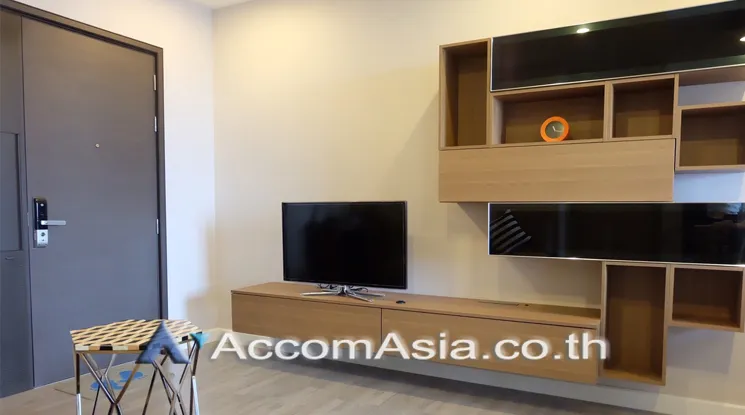 unit 1 Bedroom  Condominium For Rent in Ploenchit, Bangkok  near MRT Hua Lamphong (AA21583)