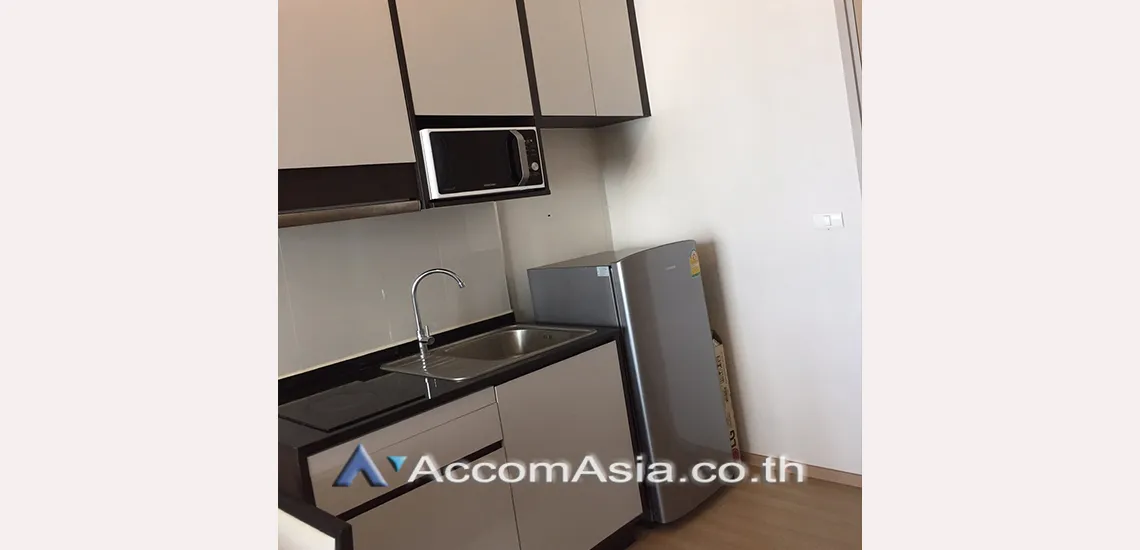 unit 1 Bedroom  Condominium For Rent & Sale in Ratchadaphisek, Bangkok  near ARL Ramkhamhaeng - BTS Thong Lo (AA21632)