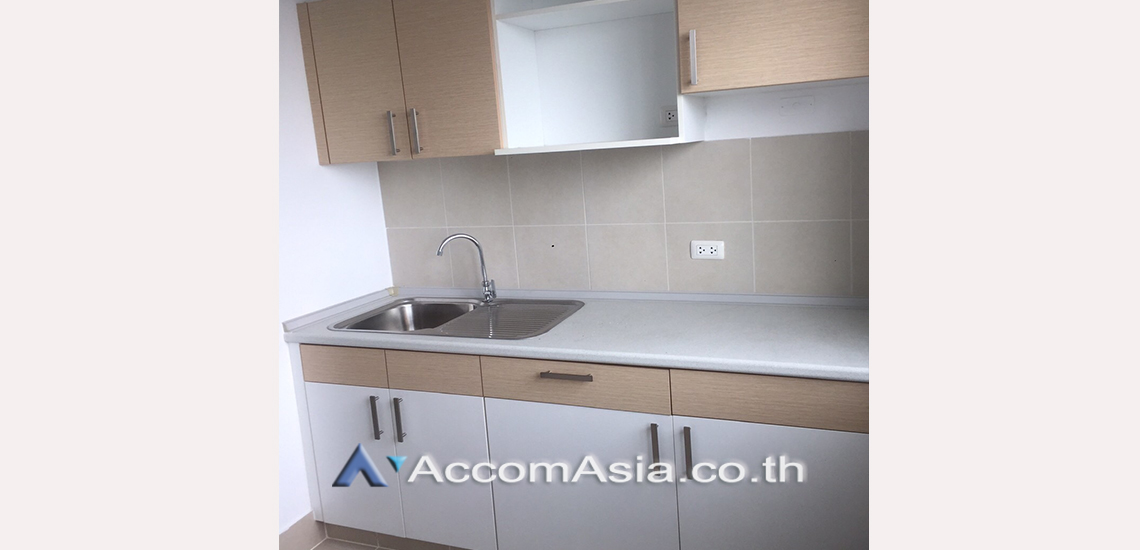5  2 br Condominium for rent and sale in Ratchadaphisek ,Bangkok BTS Ekkamai at Supalai Park Ekkamai Thonglor AA21633