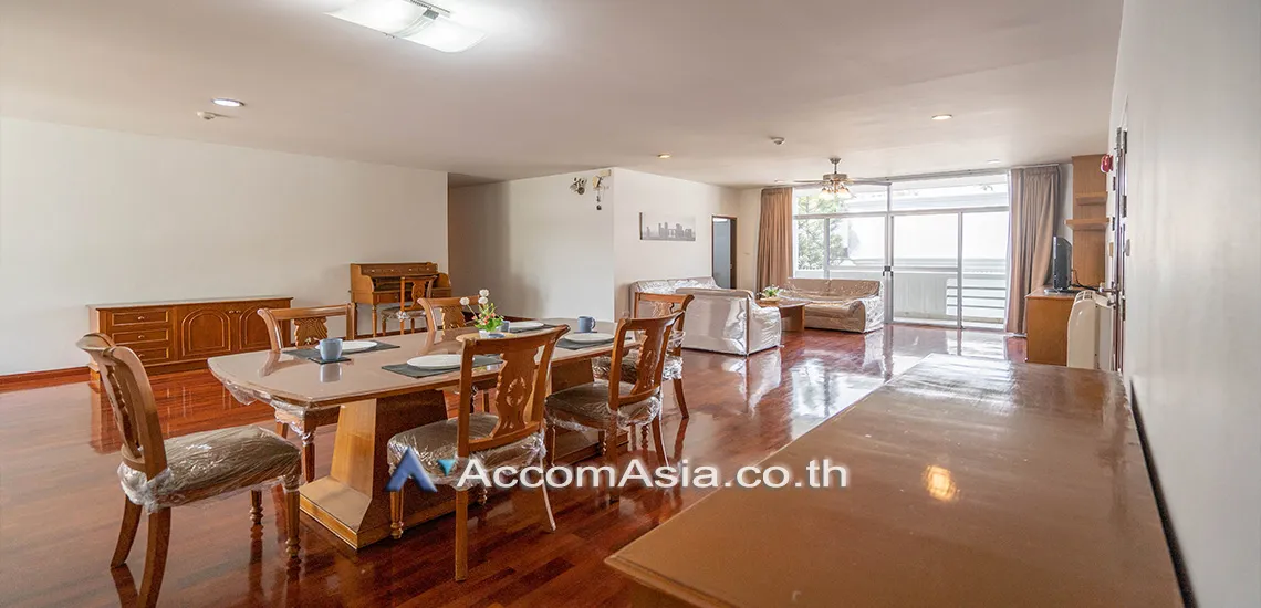 unitBig Balcony |  3 Bedrooms  Apartment For Rent in Sukhumvit, Bangkok  near BTS Phrom Phong (AA21674)