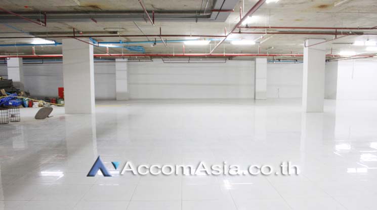  2  Retail / Showroom For Rent in Sukhumvit ,Bangkok BTS Phrom Phong at US Tower AA21694